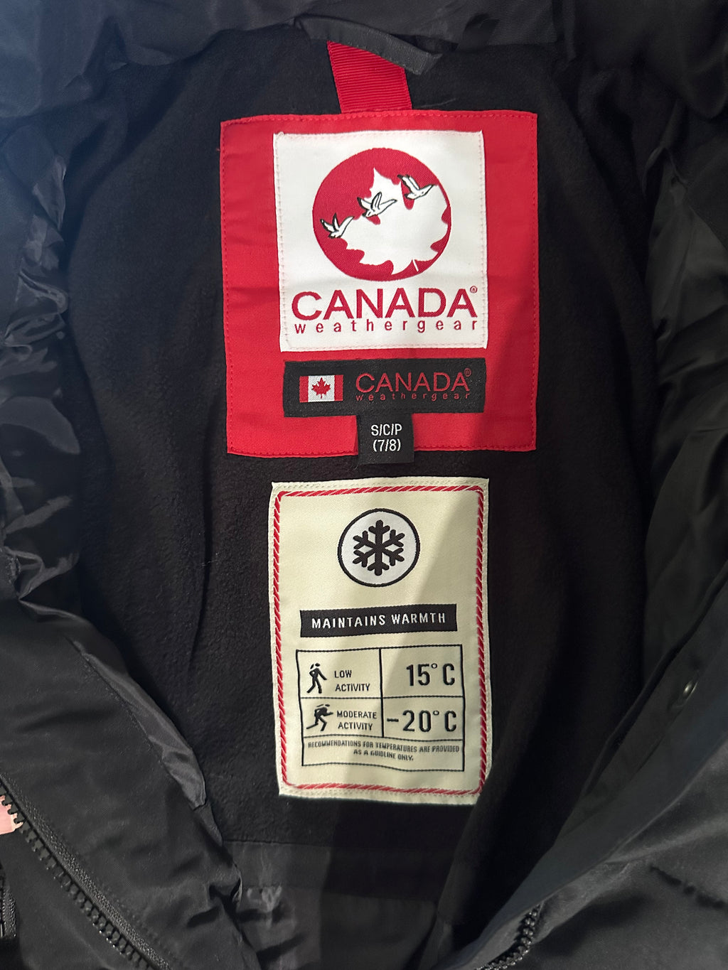 Canada weather gear girls small 7/8 stadium length quilted puffer parka in a black color.