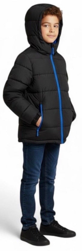 Canada weather gear boys super triple Goose puffer jacket with hood. Boys 18/20 XL in black and blue.
