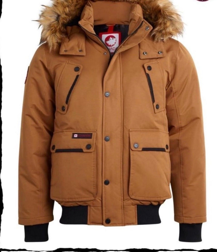 Canada weather gear boy's large 14/16 winter parka in oak color. With fur hood.
