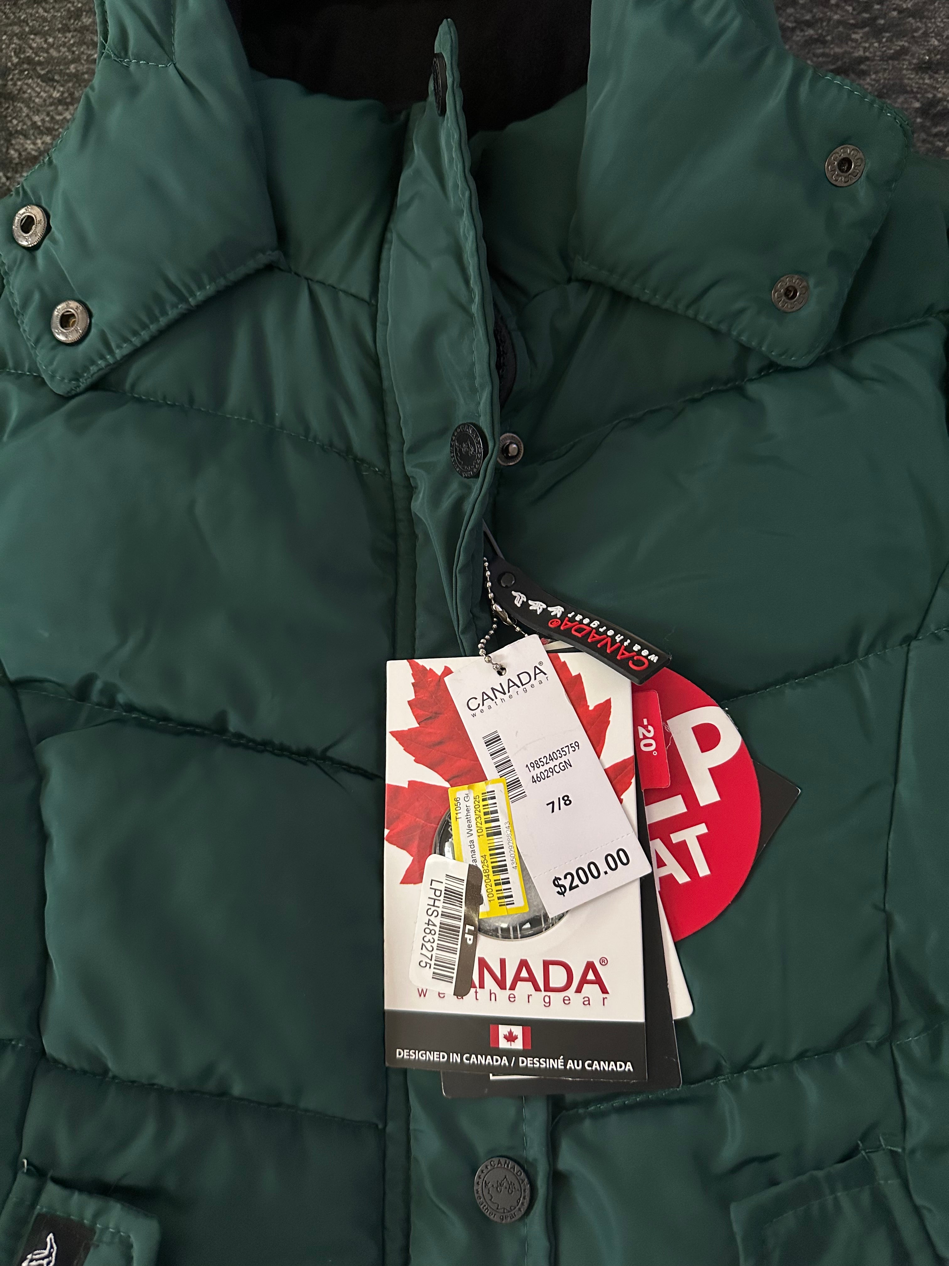 Canada weather gear girl's 7|8 small quilted winter jacket in a ponderosa green color.