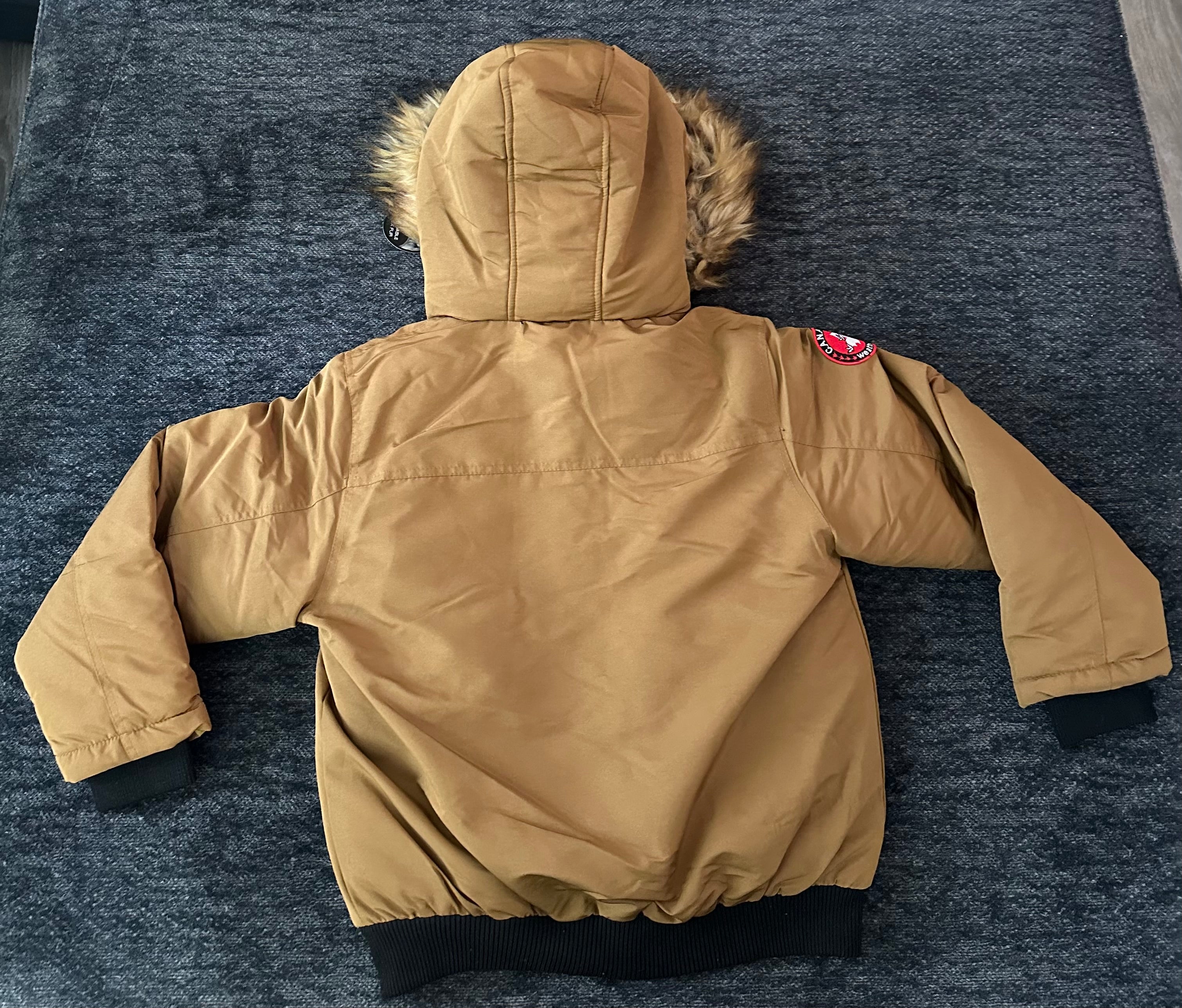 Canada weather gear boy's large 14/16 winter parka in oak color. With fur hood.